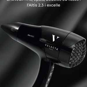 Puissance, précision, et brillance en un seul geste !Découvrez l’Altis 2.3 i, le sèche-cheveux ultra-performant conçu pour sublimer tous les types de cheveux. Grâce à sa technologie avancée, il offre un séchage rapide tout en respectant la fibre capillaire pour des cheveux doux, brillants et parfaitement coiffés. Que vos cheveux soient lisses, bouclés, épais ou fins, l’Altis 2.3 i s’adapte à vos besoins pour un résultat digne d’un salon… à la maison. ✨ Performance professionnelle ✨ Respect du cheveu ✨ Adapté à tous les types de cheveux Prête à révéler tout le potentiel de vos cheveux ? #VelectaParis #sèchecheveux #FabricationFrançaise #altis #polyvalence #journéedelafemme