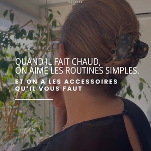 L'été est souvent la saison où l'on passe le moins de temps à se coiffer.Et pourtant, c'est aussi celle où l'on a le plus envie de dégager ses cheveux du visage, de la nuque ou des épaules.C'est exactement pour cela que les pinces sont devenues des indispensables.Pratiques, rapides à utiliser et particulièrement confortables au quotidien, elles permettent de réaliser en quelques secondes des coiffures élégantes, sans chaleur supplémentaire ni coiffage compliqué.Grande pince pour relever toute la chevelure ou petite pince pour structurer quelques mèches : chaque format a ses avantages selon la longueur des cheveux et l'effet recherché.✨ Découvrez les nouvelles pinces Velecta Paris et trouvez votre future alliée de l'été via le lien en bio.#PinceCheveux #CoiffureEte #AccessoiresCheveux #CoiffureFacile #HairClip #VelectaParis