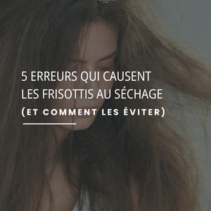 Les frisottis ne sont pas une fatalité. 🙅♀️Dans bien des cas, ils ne viennent pas de vos cheveux… mais de votre technique de séchage.Voici les 5 erreurs les plus fréquentes au sèche-cheveux qui favorisent les frisottis :🔴 Une température trop élevée → elle fragilise la fibre capillaire et abîme l'écaille du cheveu🔴 Pas de finition à l’air froid → la fibre du cheveu reste ouverte, le cheveu reste moins lisse🔴 Des cheveux mal démêlés avant séchage → bonjour les nœuds, la casse et les longueurs indisciplinées🔴 Un flux d’air dirigé de bas en haut → cela accentue l’effet mousseux🔴 Un séchage 100 % chaleur → la fibre fatigue, le cheveu devient plus terne et plus difficile à disciplinerLa bonne nouvelle ?En corrigeant ces 5 gestes, vous pouvez vraiment améliorer votre brushing, réduire les frisottis et obtenir des cheveux plus lisses, plus brillants et plus doux. ✨Avec un sèche-cheveux ionique anti-frizz, une température bien maîtrisée et une finition à l’air froid, le résultat change complètement.Dites-nous : laquelle de ces erreurs faisiez-vous sans le savoir ? 😅⬇️🔗 Découvrez nos sèche-cheveux anti-frizz sur le lien en bio#frisottis #antifrizz #sechecheveux #sechecheveuxionique #brushing #routinecheveux #cheveuxlisses #cheveuxbrillants #conseilcoiffure #astucecoiffure #haircarefrance #velectaparis